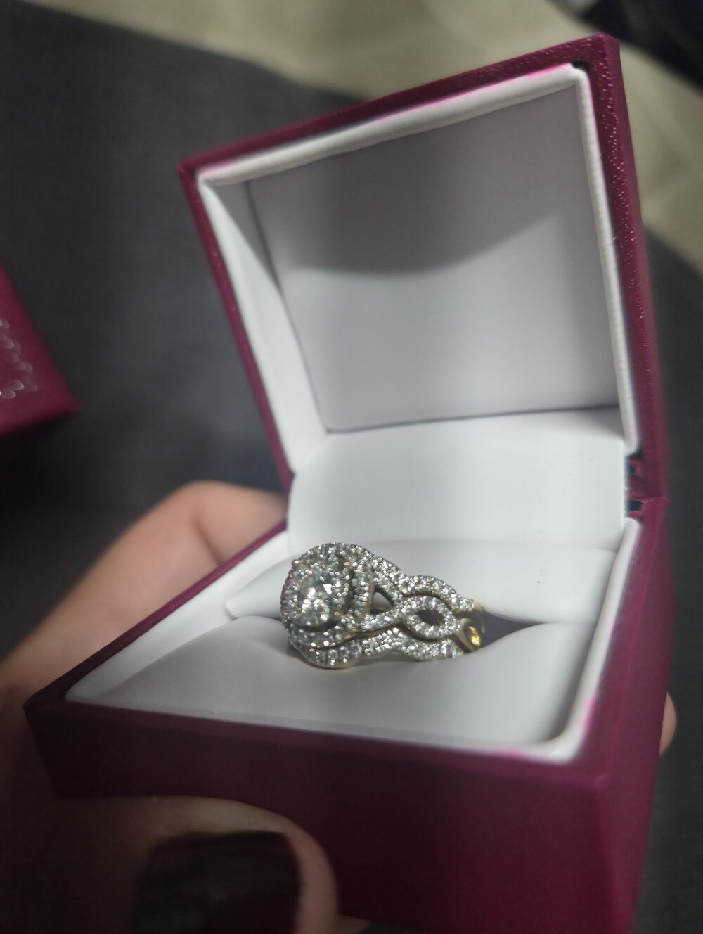 1 1/4 Ct Diamond Cluster Ring Diamond Halo Wedding Ring Set - 14k Gold - Picture 5 of 16